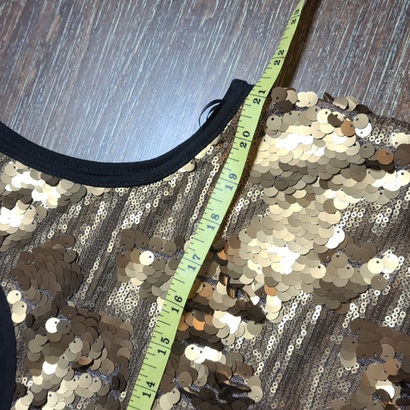 Lovedrobe Women’s Top Tank Gold Sequin Front Black Back Sleeveless Scoop Size 14 - Picture 8 of 10